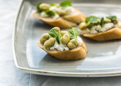 Broad Bean Cicchetti with Benna Irkotta and Mint