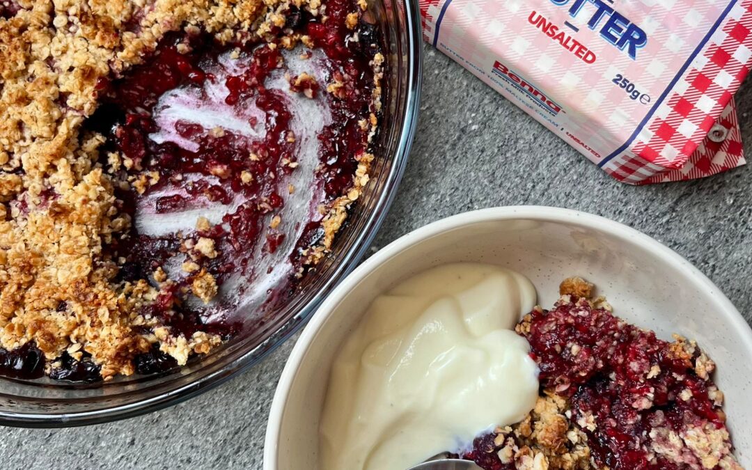 Raspberry and Blueberry Oatmeal Cobbler