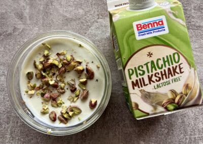 Wheat Biscuit Pistachio Cheesecake